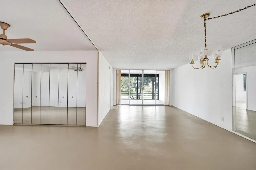 1811 SABAL PALM DRIVE #203 Davie, FL 33324