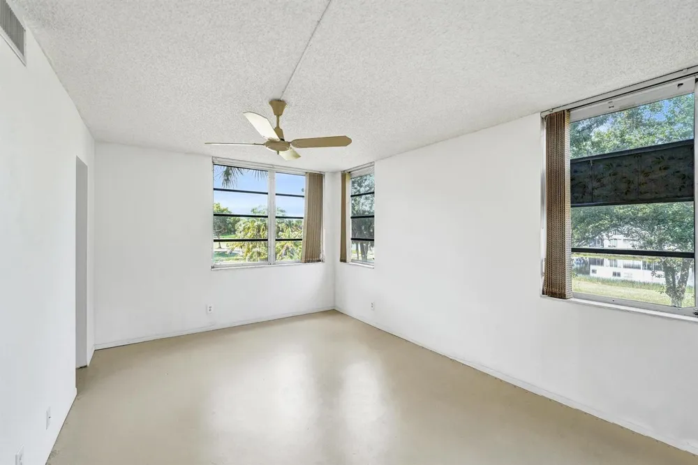1811 SABAL PALM DRIVE #203 Davie, FL 33324