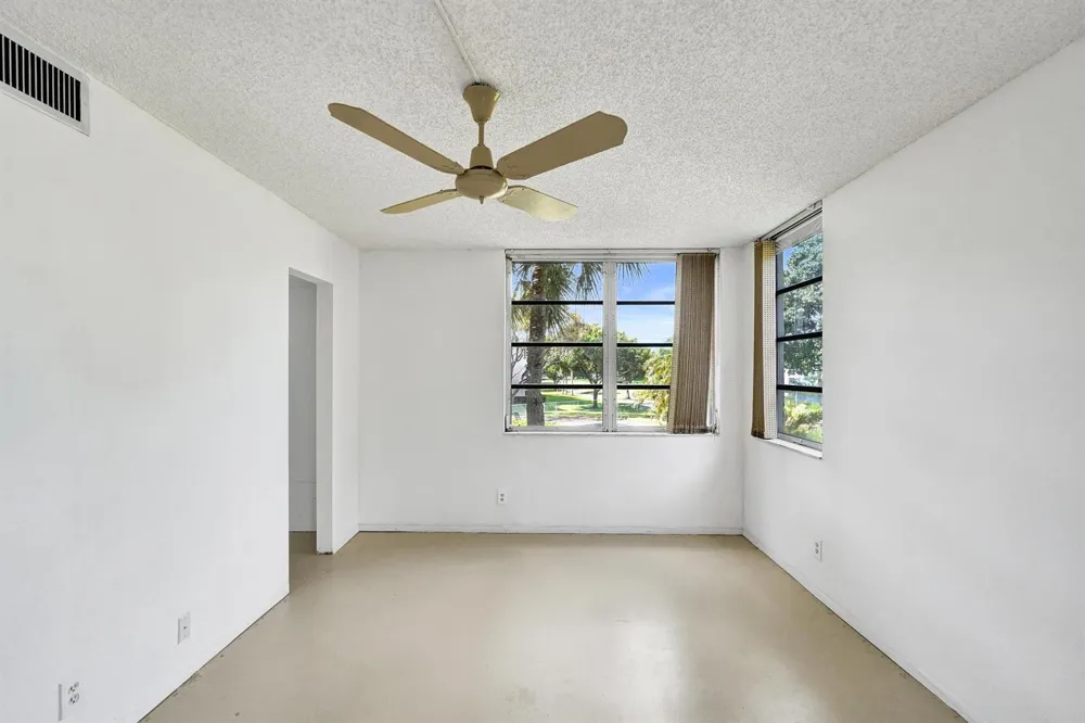 1811 SABAL PALM DRIVE #203 Davie, FL 33324