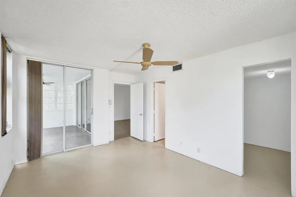 1811 SABAL PALM DRIVE #203 Davie, FL 33324
