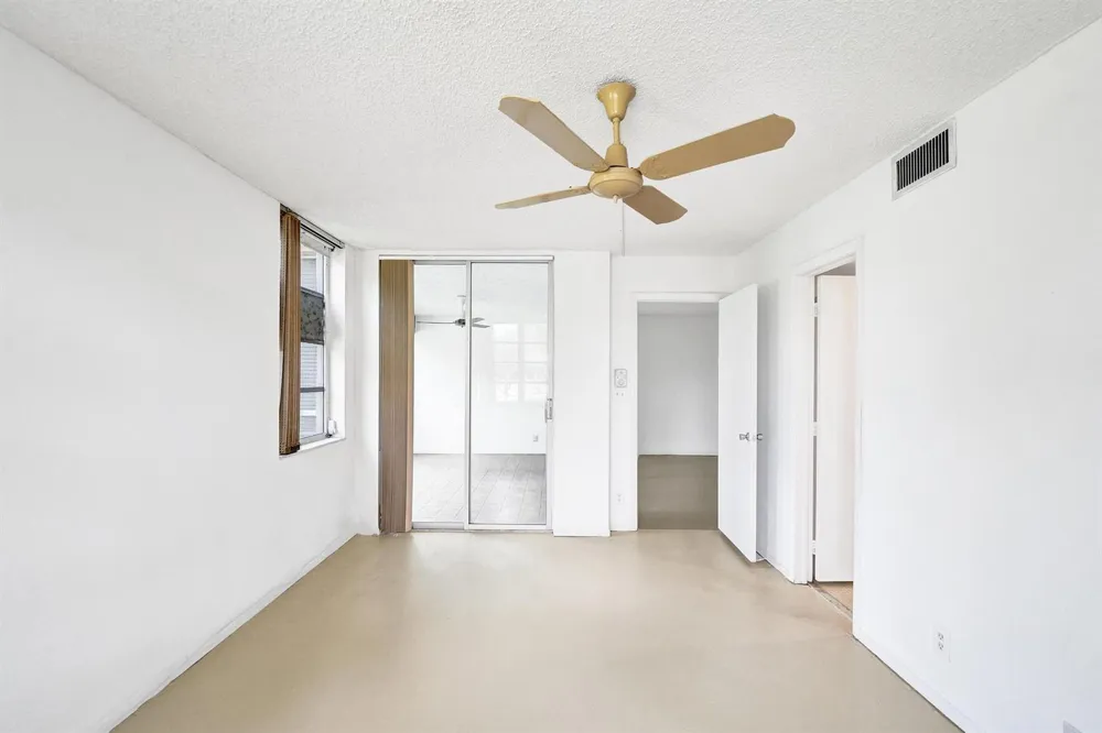 1811 SABAL PALM DRIVE #203 Davie, FL 33324