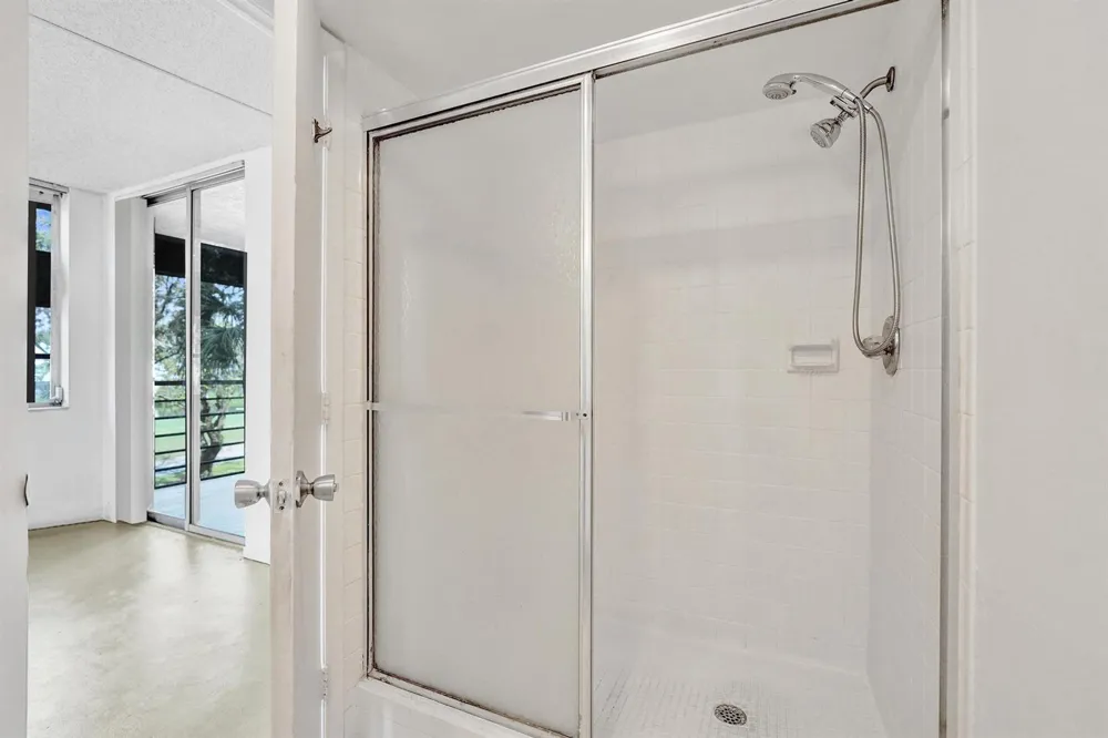 1811 SABAL PALM DRIVE #203 Davie, FL 33324
