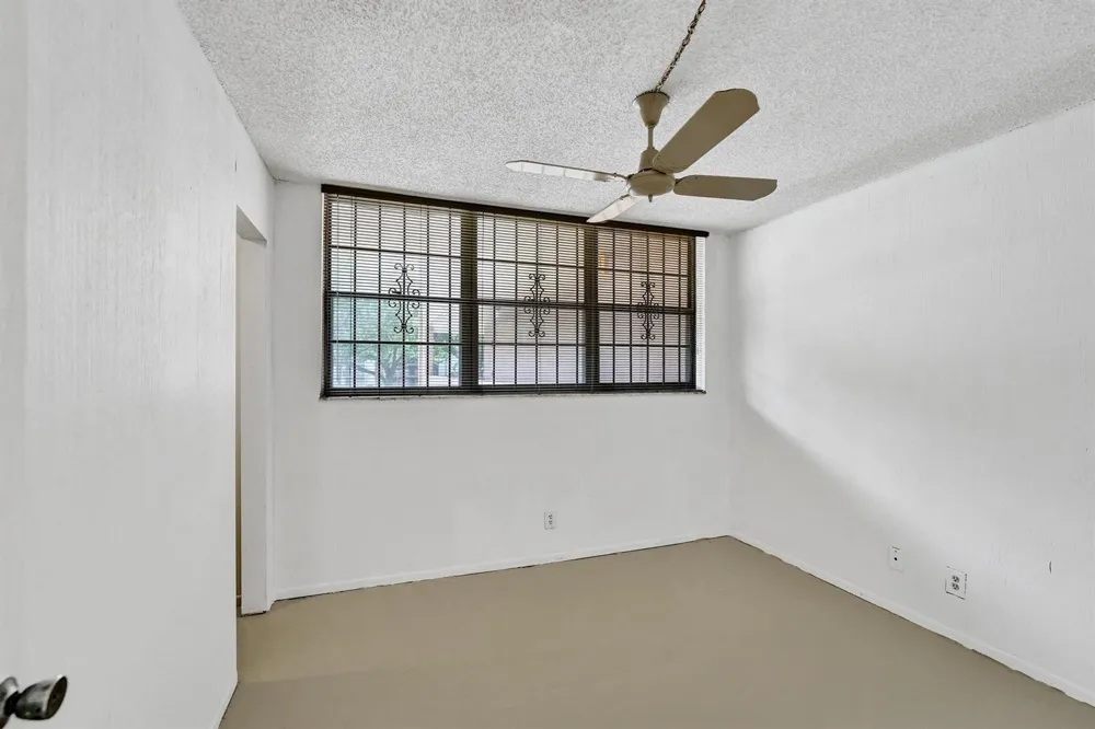 1811 SABAL PALM DRIVE #203 Davie, FL 33324