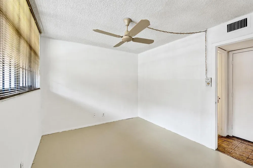1811 SABAL PALM DRIVE #203 Davie, FL 33324