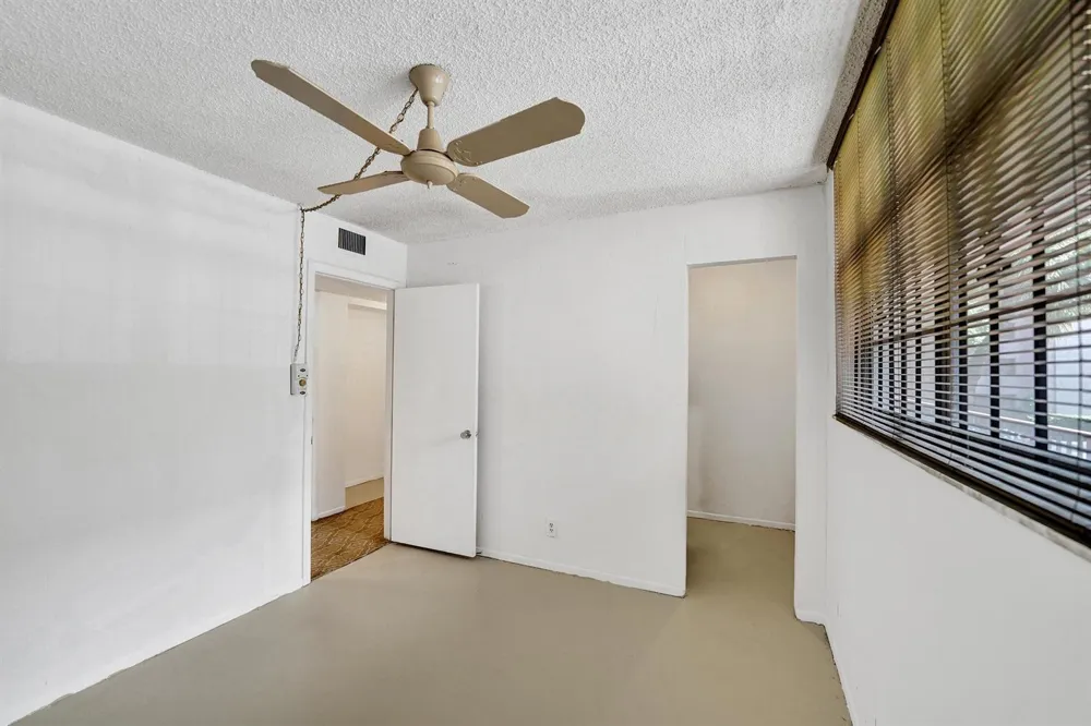 1811 SABAL PALM DRIVE #203 Davie, FL 33324