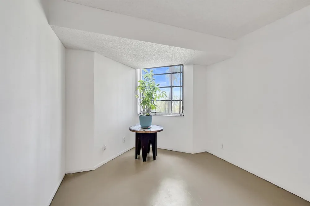 1811 SABAL PALM DRIVE #203 Davie, FL 33324