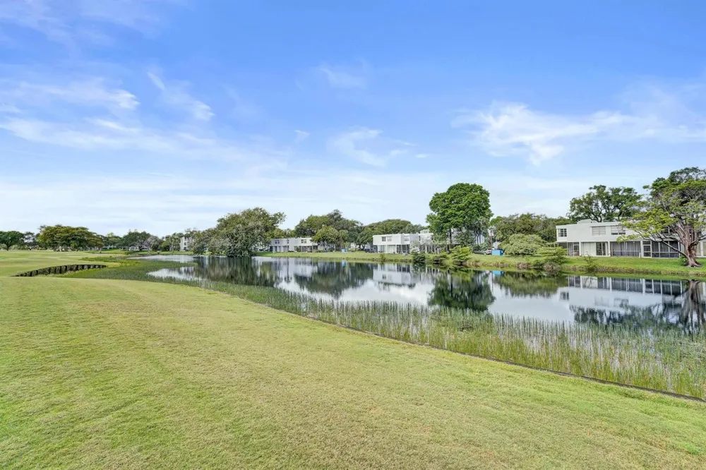 1811 SABAL PALM DRIVE #203 Davie, FL 33324