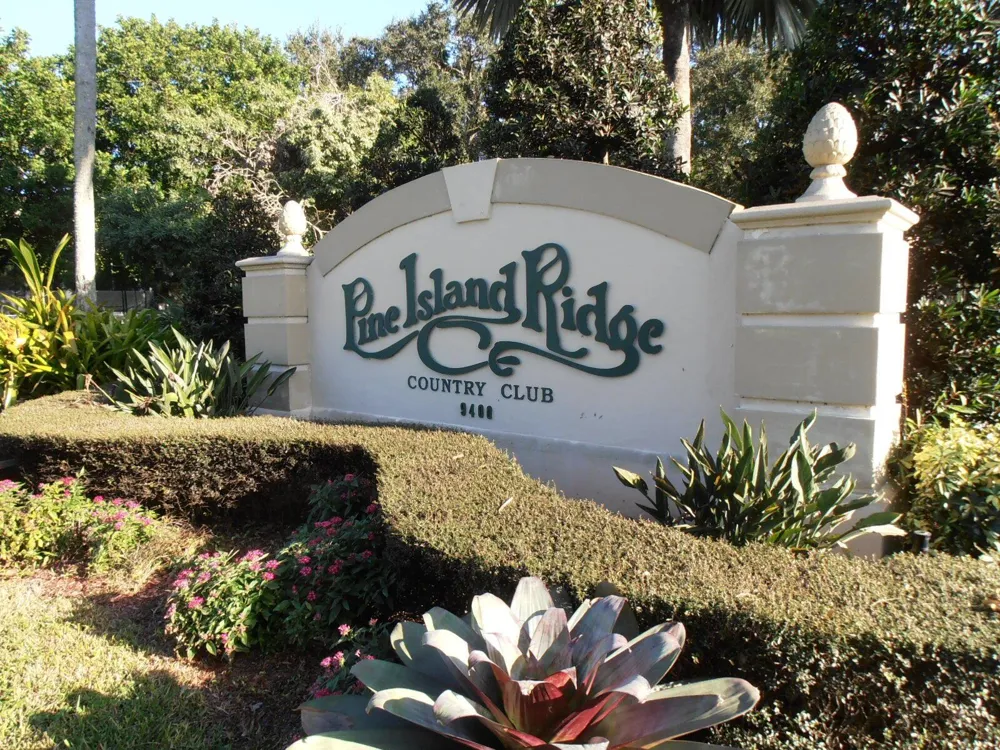 1811 SABAL PALM DRIVE #203 Davie, FL 33324