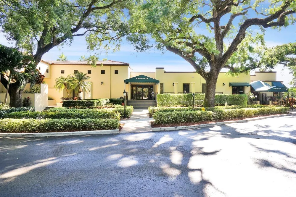 1811 SABAL PALM DRIVE #203 Davie, FL 33324