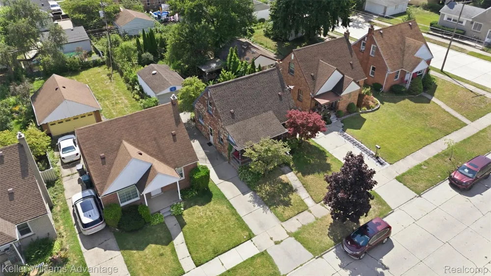 1649 Hollywood Street Dearborn City, MI 48124