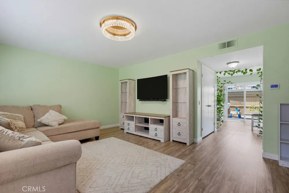 59 Thicket #41 Irvine, CA 92614