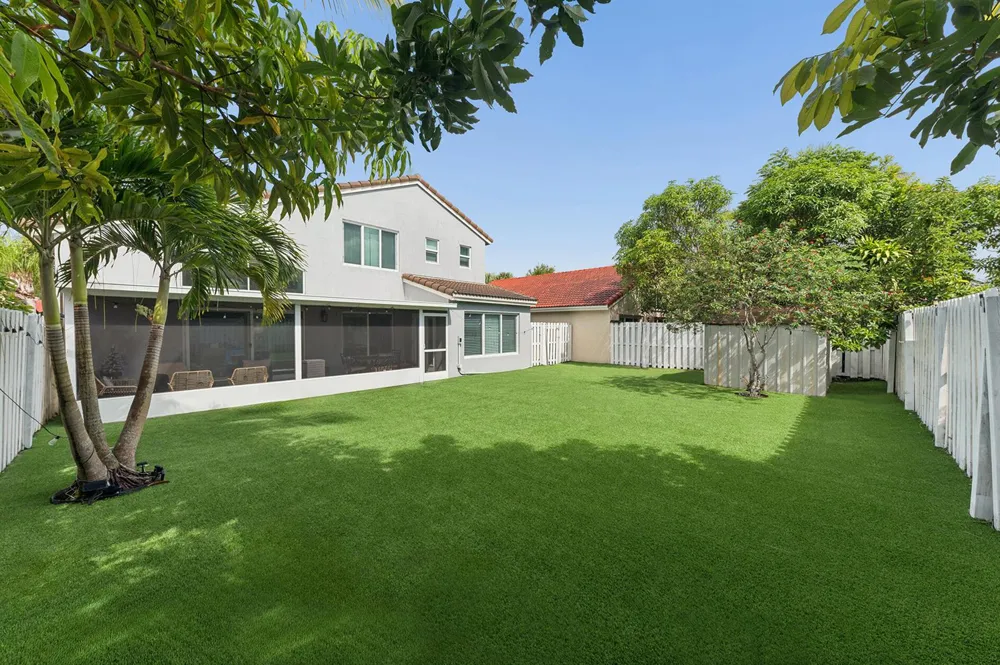 4176 Torres Circle West Palm Beach, FL 33409