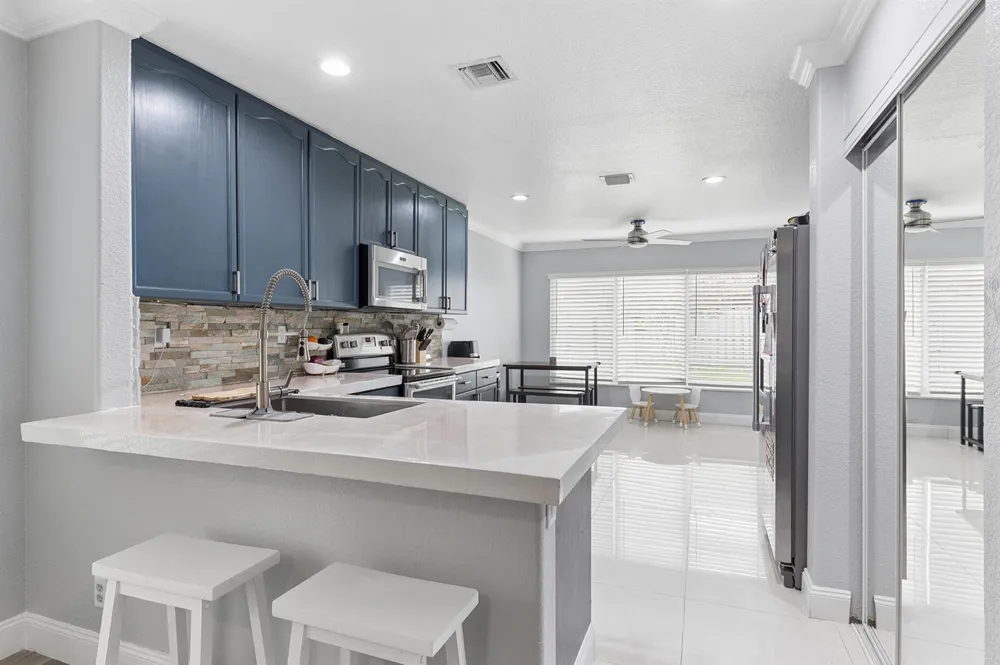 4176 Torres Circle West Palm Beach, FL 33409