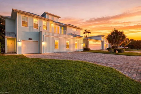 3967 Skyway Drive