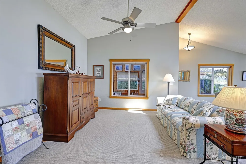 870 Livingston Bay Shore Drive Camano Island, WA 98282