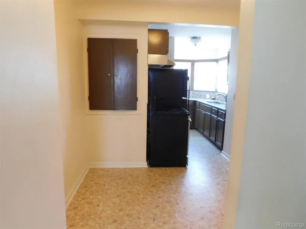 23540 GLENBROOK STREET St Clair Shores City, MI 48082