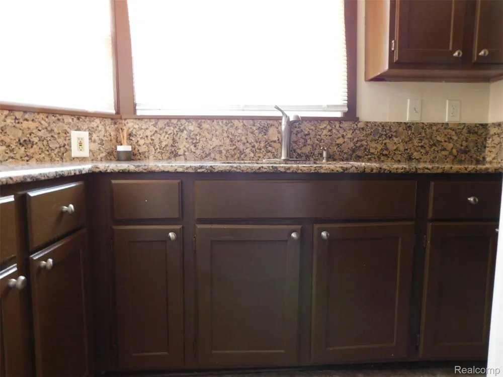 23540 GLENBROOK STREET St Clair Shores City, MI 48082
