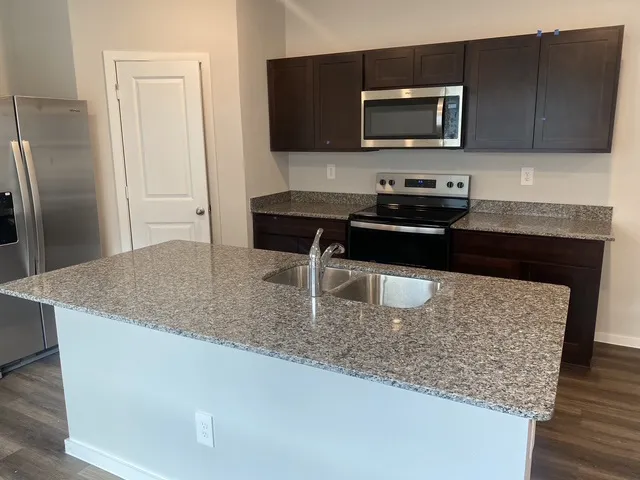 509 Pickel Drive Rockdale, TX 76567