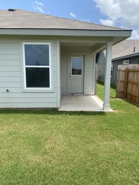 509 Pickel Drive Rockdale, TX 76567