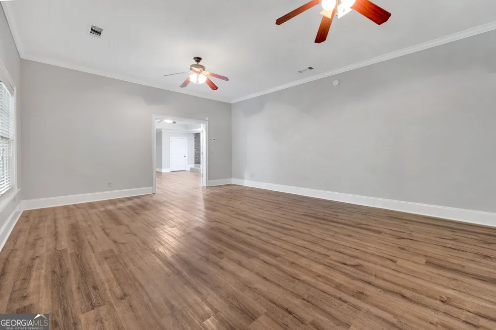 247 Chandler WALK Loganville, GA 30052