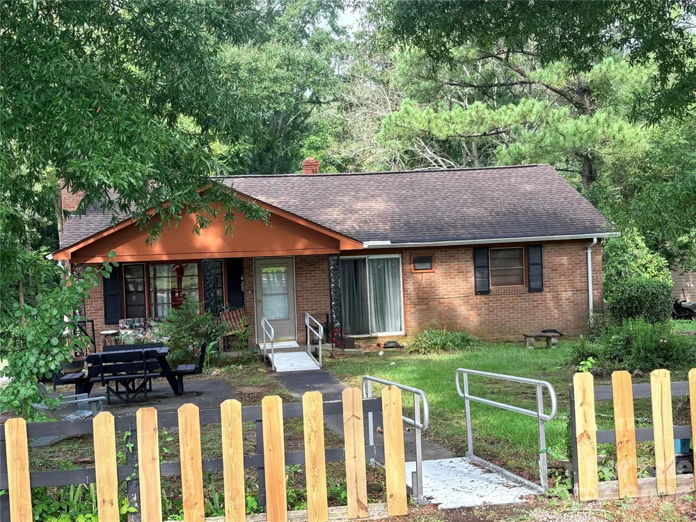 420 Hampton Road Lancaster, SC 29720