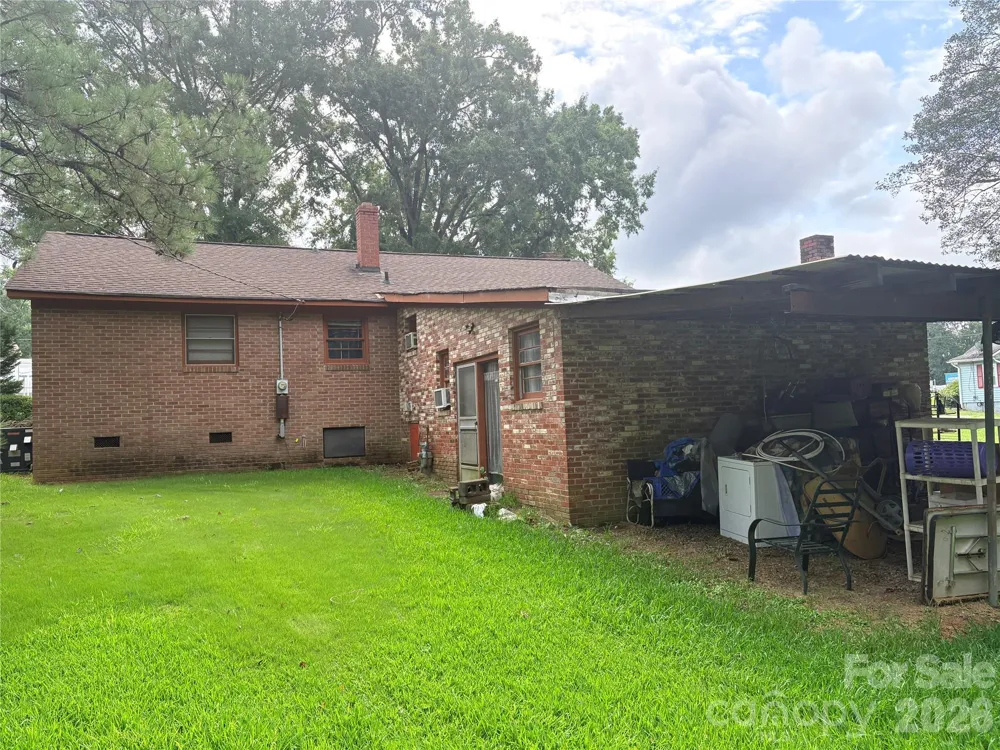 420 Hampton Road Lancaster, SC 29720
