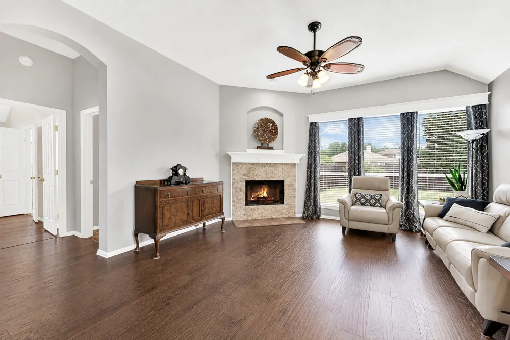 2401 Fieldcrest Drive Rockwall, TX 75032