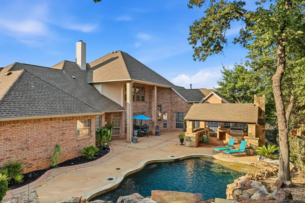 680 Chaparral Court Highland Village, TX 75077