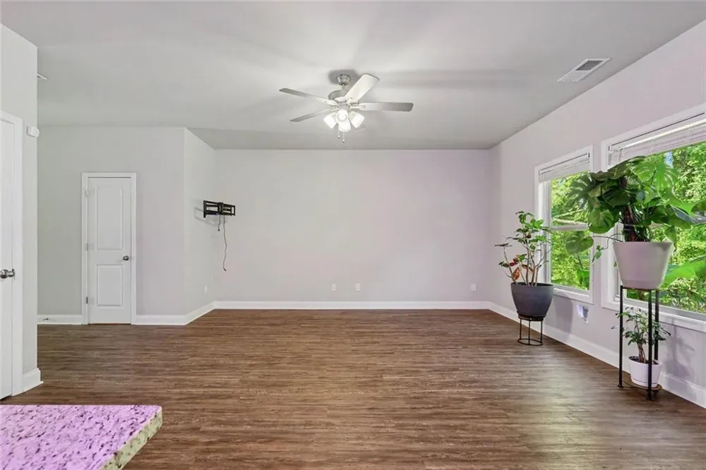 350 McGiboney Lane Covington, GA 30016