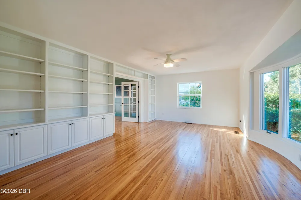 835 John Anderson Drive Ormond Beach, FL 32176