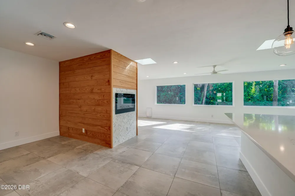 835 John Anderson Drive Ormond Beach, FL 32176