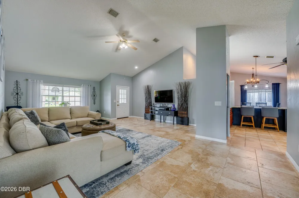 38 Weyanoke Lane Palm Coast, FL 32164