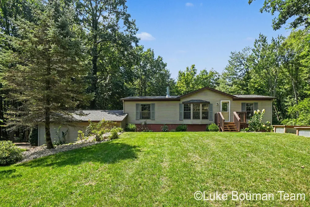 3406 36th Street Hamilton, MI 49419