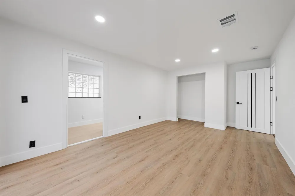 360 Saturn Avenue Tequesta, FL 33469