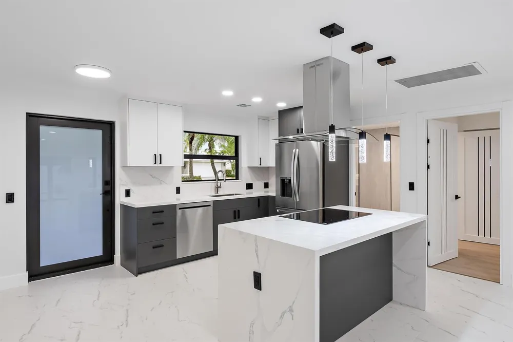 360 Saturn Avenue Tequesta, FL 33469