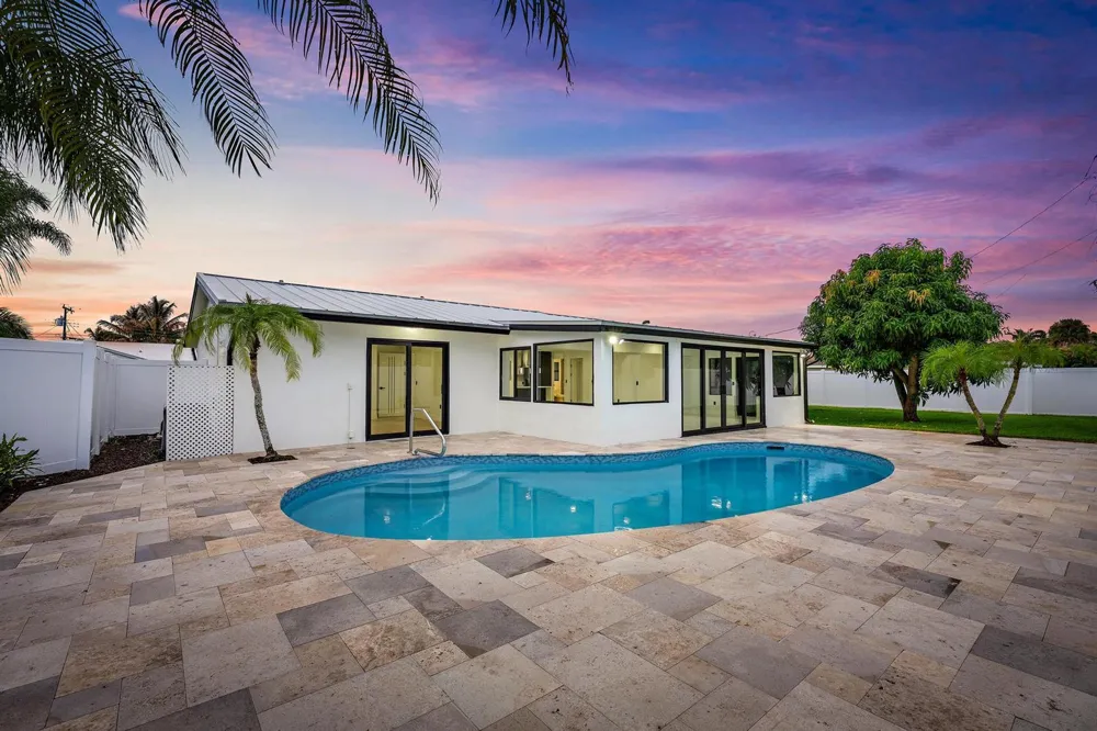 360 Saturn Avenue Tequesta, FL 33469