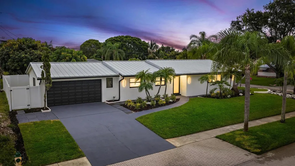 360 Saturn Avenue Tequesta, FL 33469