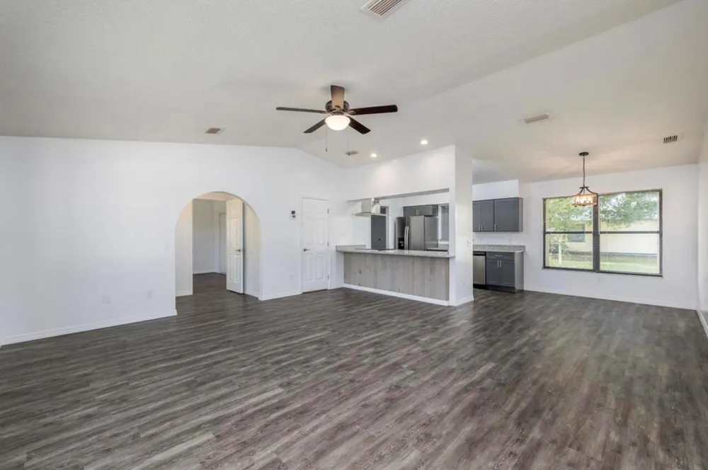 2714 Rhode Island Avenue Fort Pierce, FL 34947