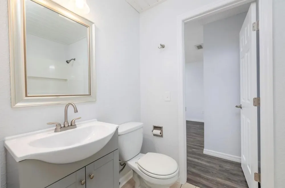 2714 Rhode Island Avenue Fort Pierce, FL 34947