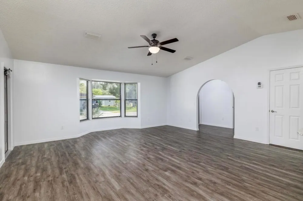 2714 Rhode Island Avenue Fort Pierce, FL 34947