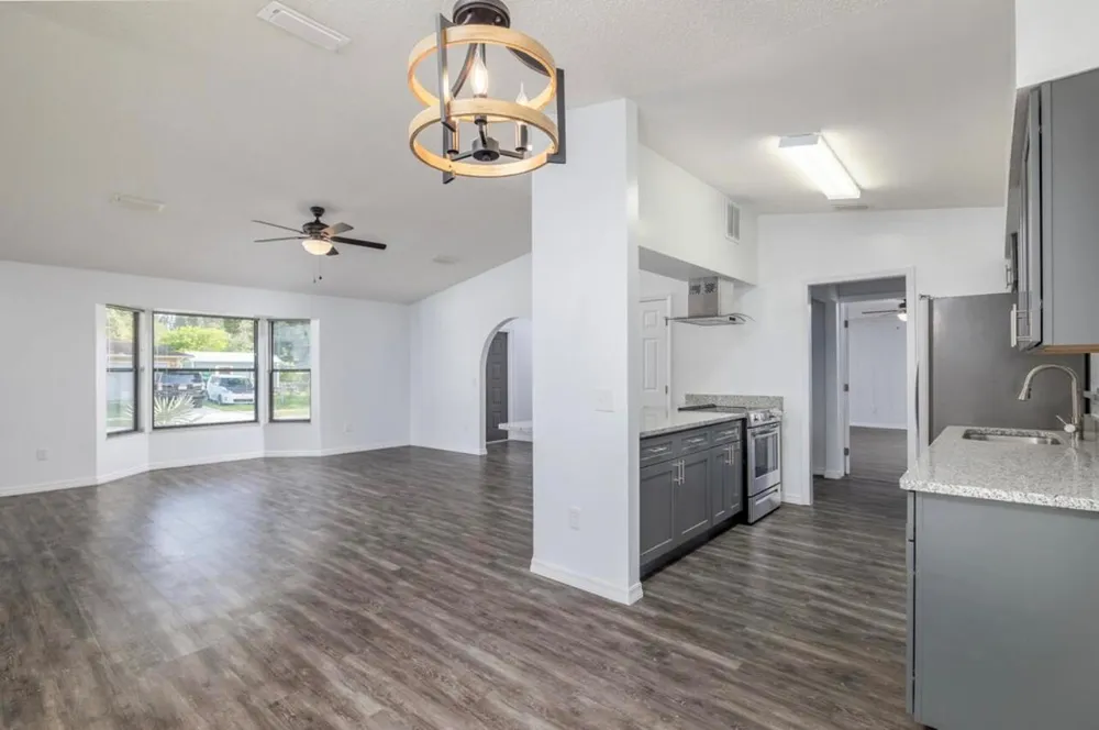2714 Rhode Island Avenue Fort Pierce, FL 34947