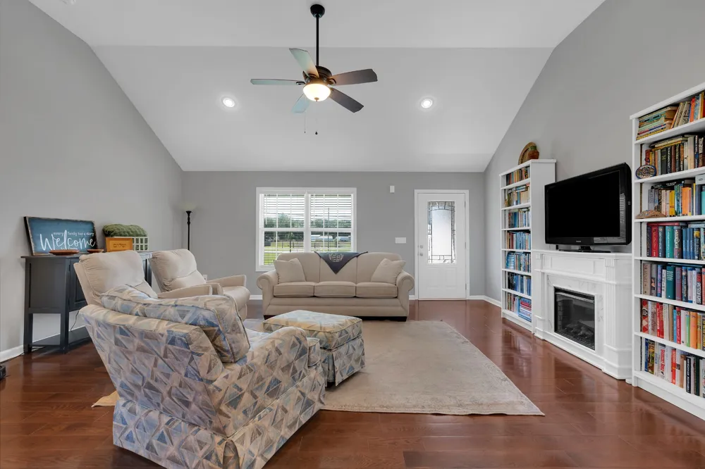 12790 Old Tullahoma Rd Tullahoma, TN 37388