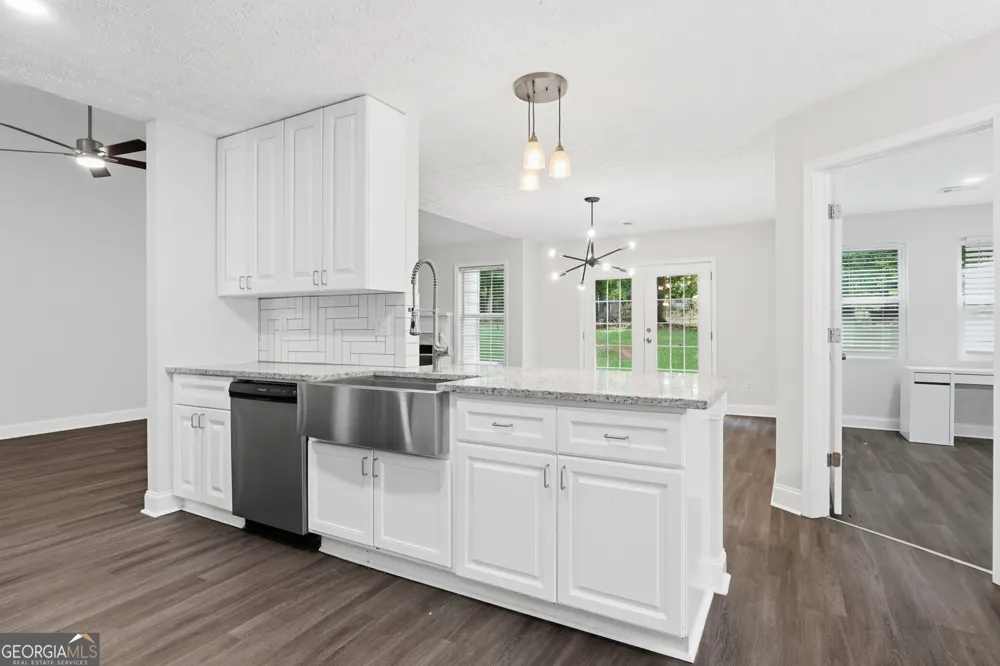 750 Flintlock DR Dacula, GA 30019