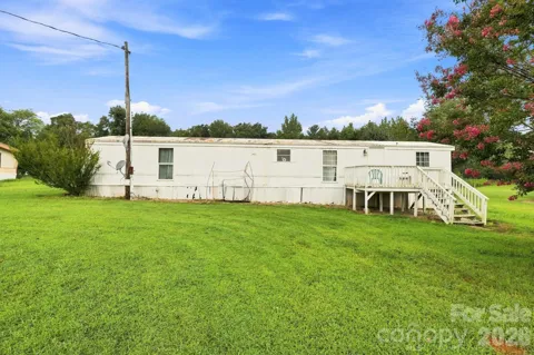 1433 Oakbrook Lane