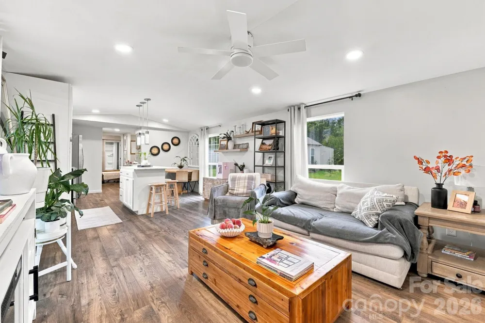1433 Oakbrook Lane Denver, NC 28037