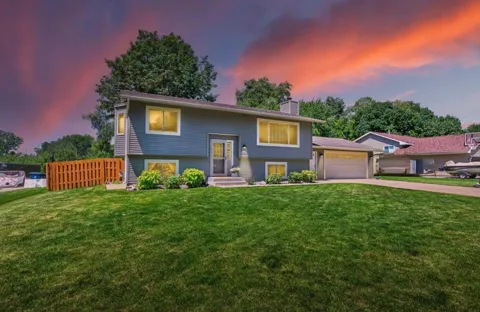 4251 Elizabeth Lane