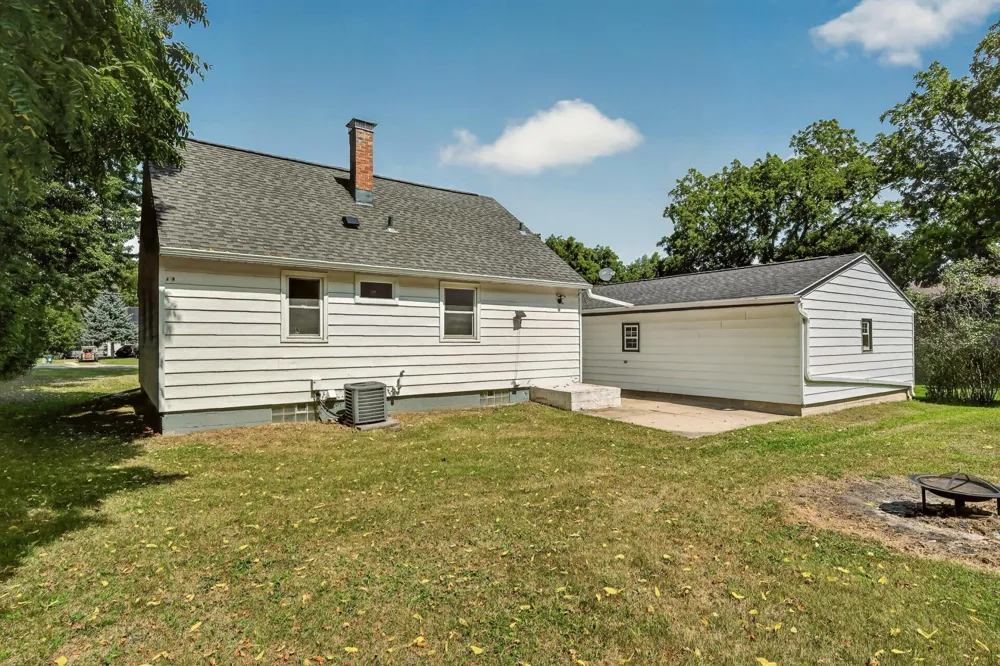 312 21st Street SW Rochester, MN 55902