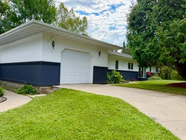 1329 Isleview Road Grand Rapids, MN 55744