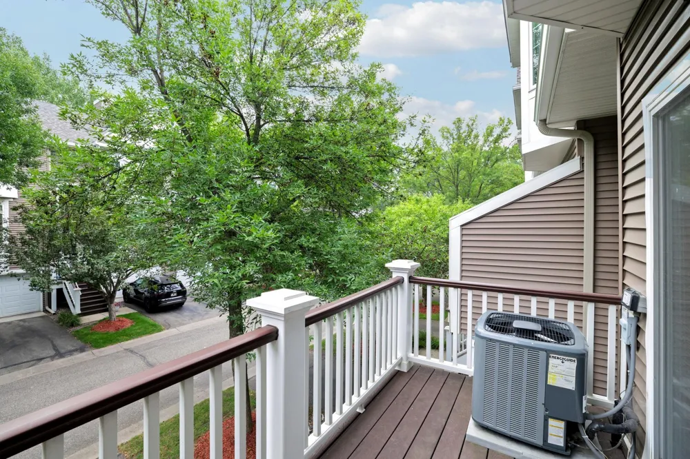 846 Trenton Lane Plymouth, MN 55441