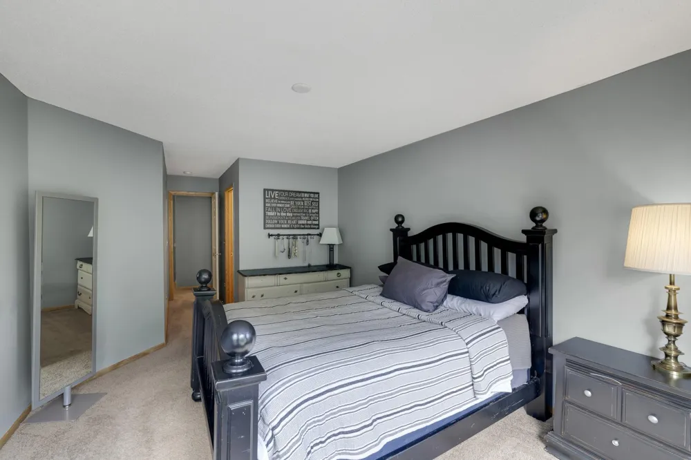 846 Trenton Lane Plymouth, MN 55441